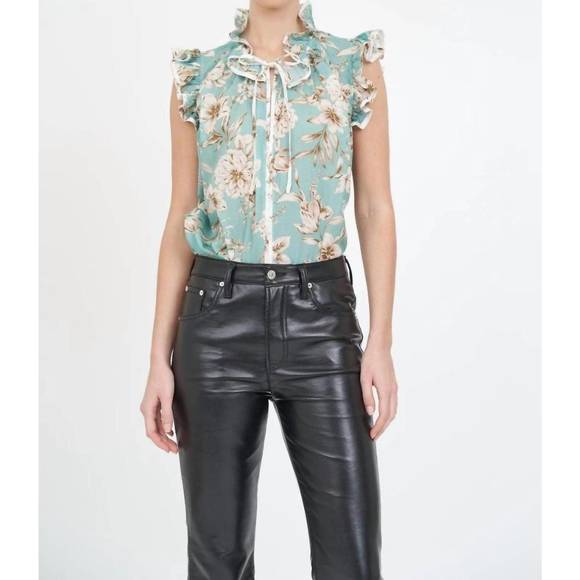 Nadya Top